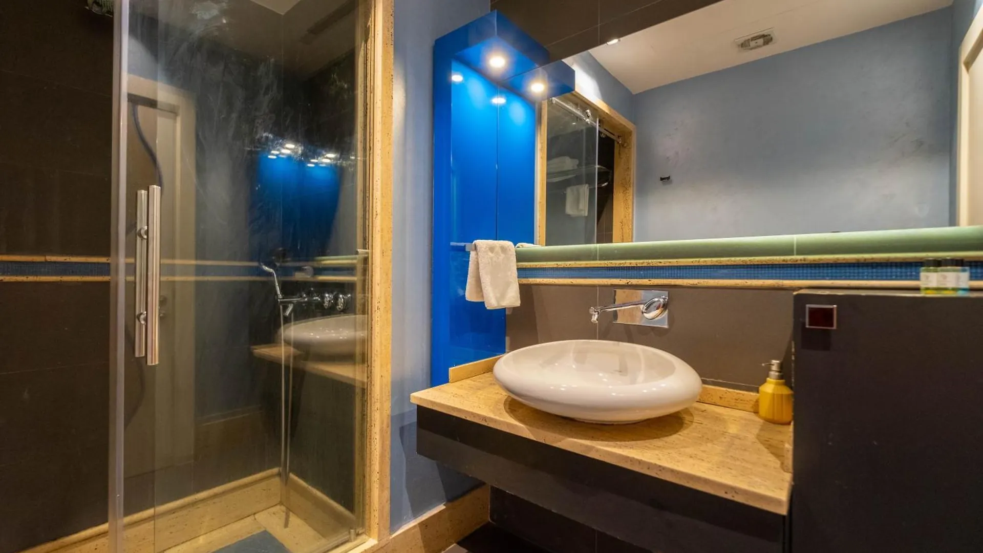 Apartament Ar-Mo-Ni Stambuł